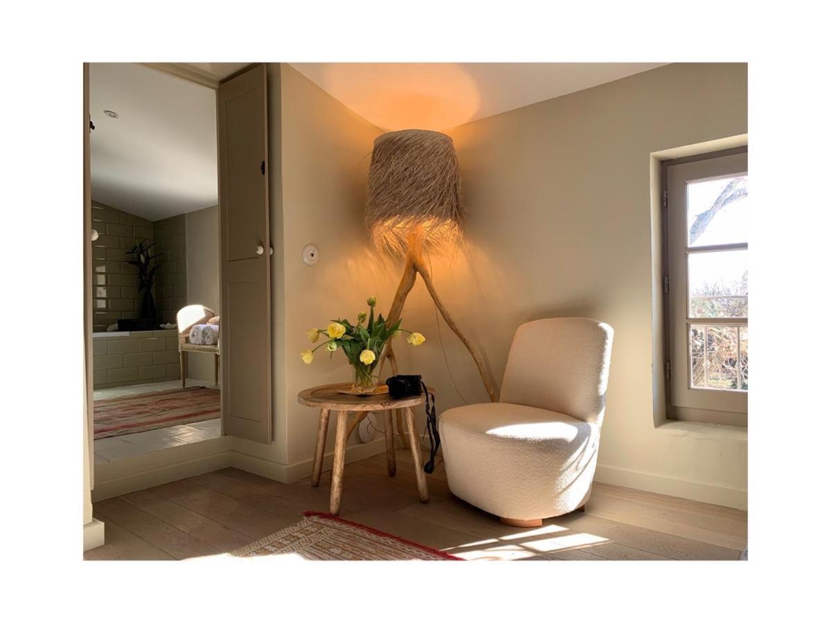 Bed and Breakfast Les Jardins De Sitaara Cucuron Exterior foto
