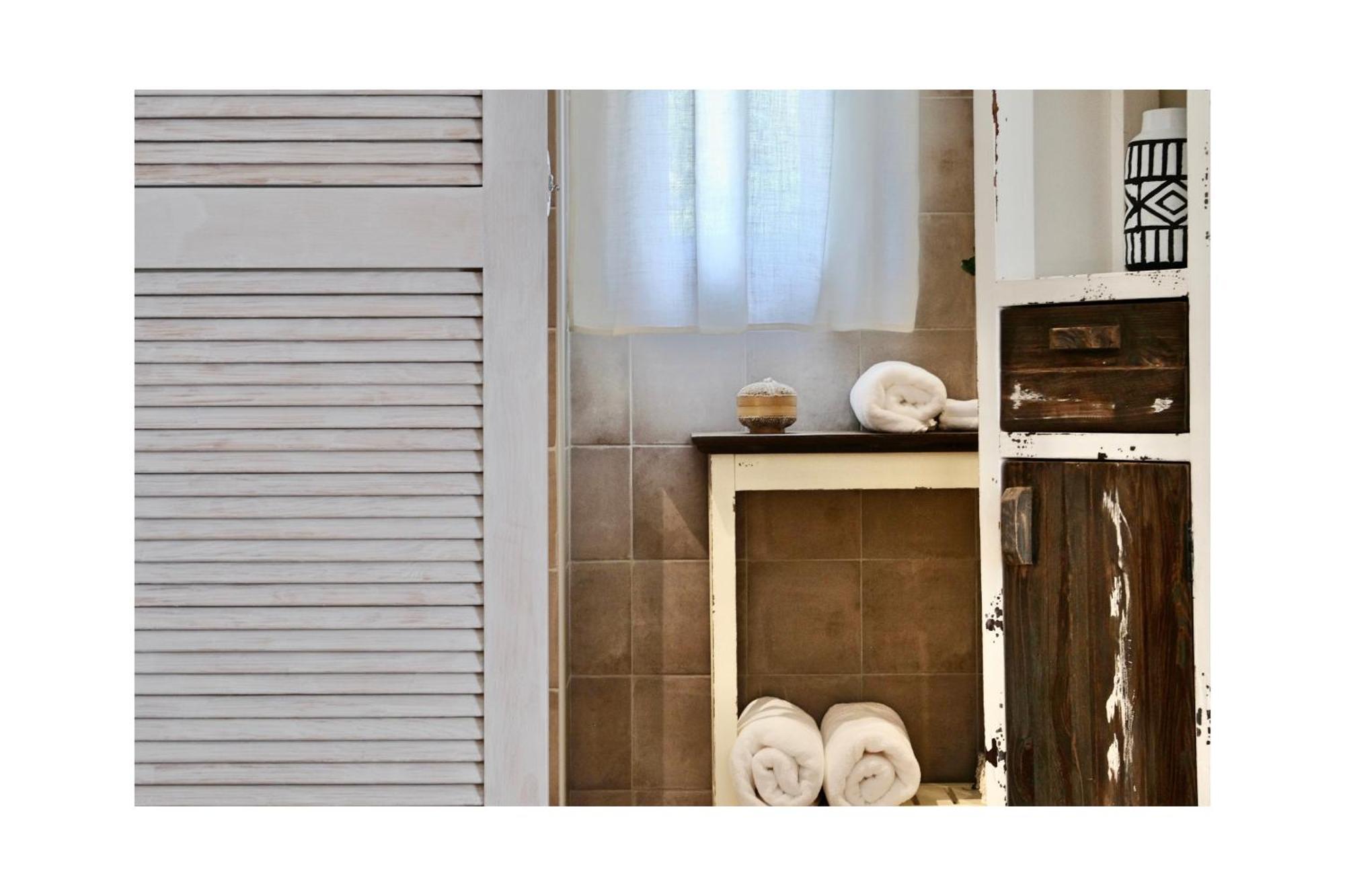 Bed and Breakfast Les Jardins De Sitaara Cucuron Exterior foto