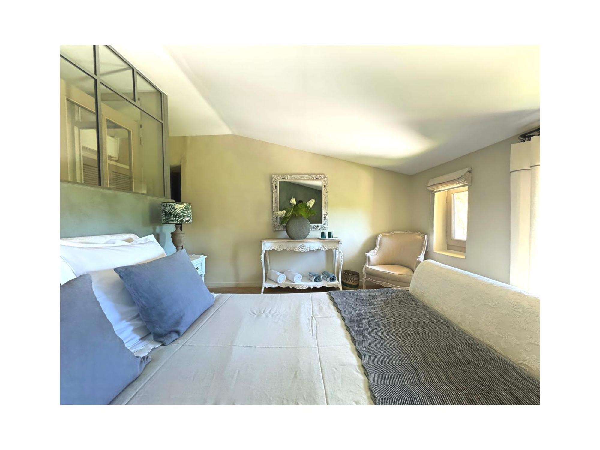 Bed and Breakfast Les Jardins De Sitaara Cucuron Exterior foto