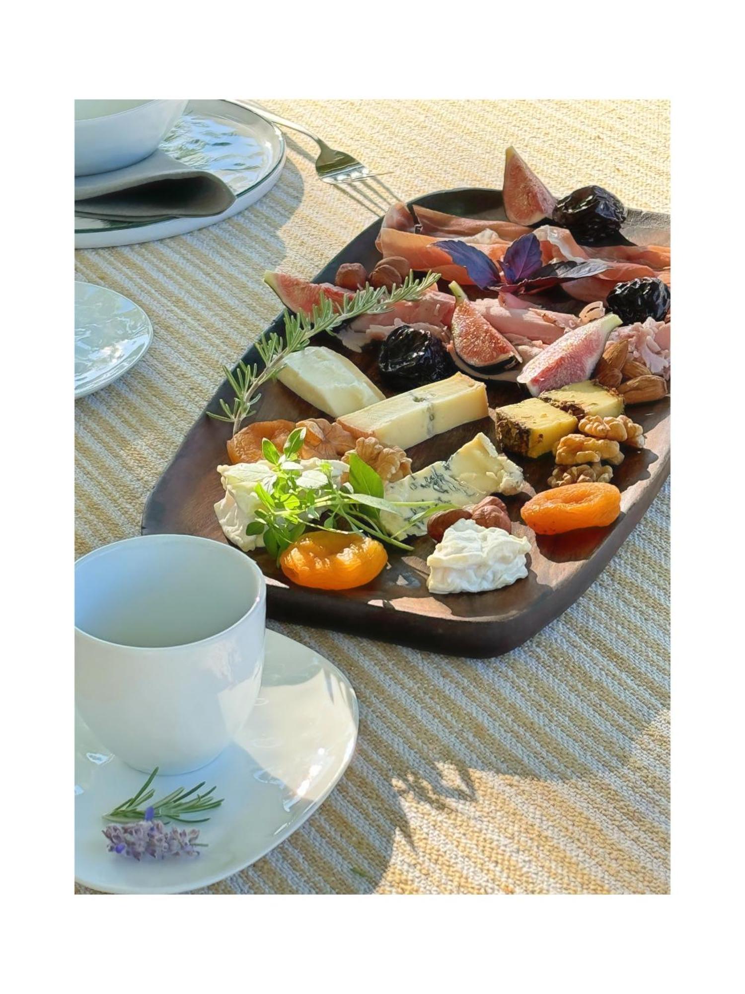 Bed and Breakfast Les Jardins De Sitaara Cucuron Exterior foto